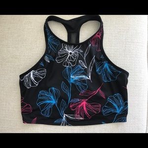 Fabletics. Clara sports Bra. Size M
